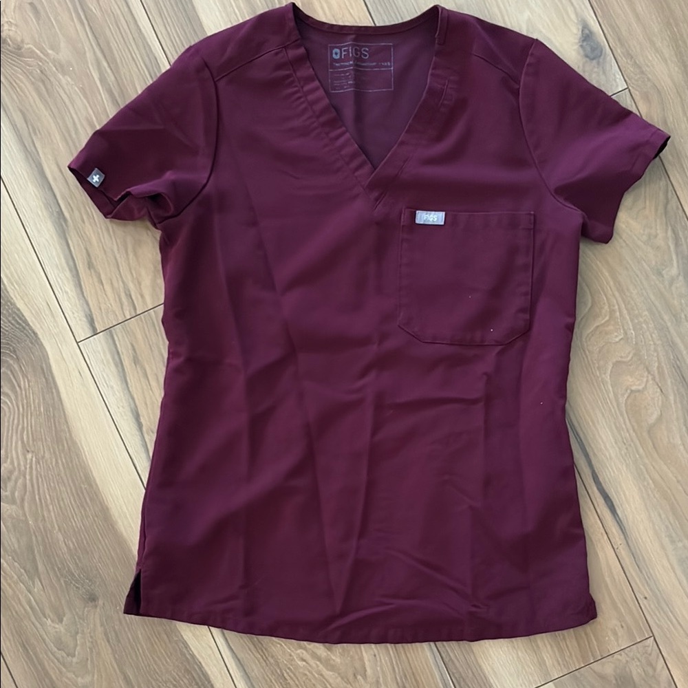 Figs burgundy XXS Catarina one pocket scrub top